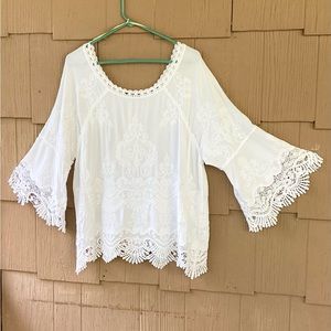 DEMOCRACY Top Blouse Eyelet Long Bell Sleeve White Lacy Embroidery